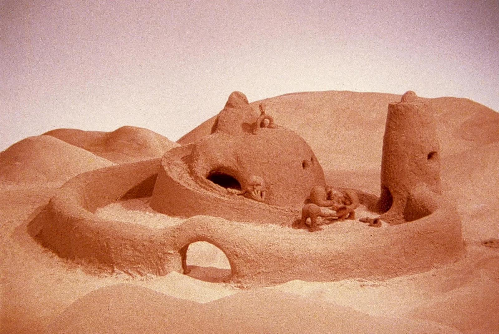 Photo 2 du film : Le Château de sable