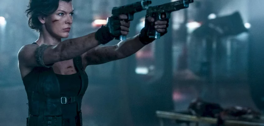 Resident Evil Extinction: Milla Jovovich  Resident evil, Film horreur,  Femmes guerrières
