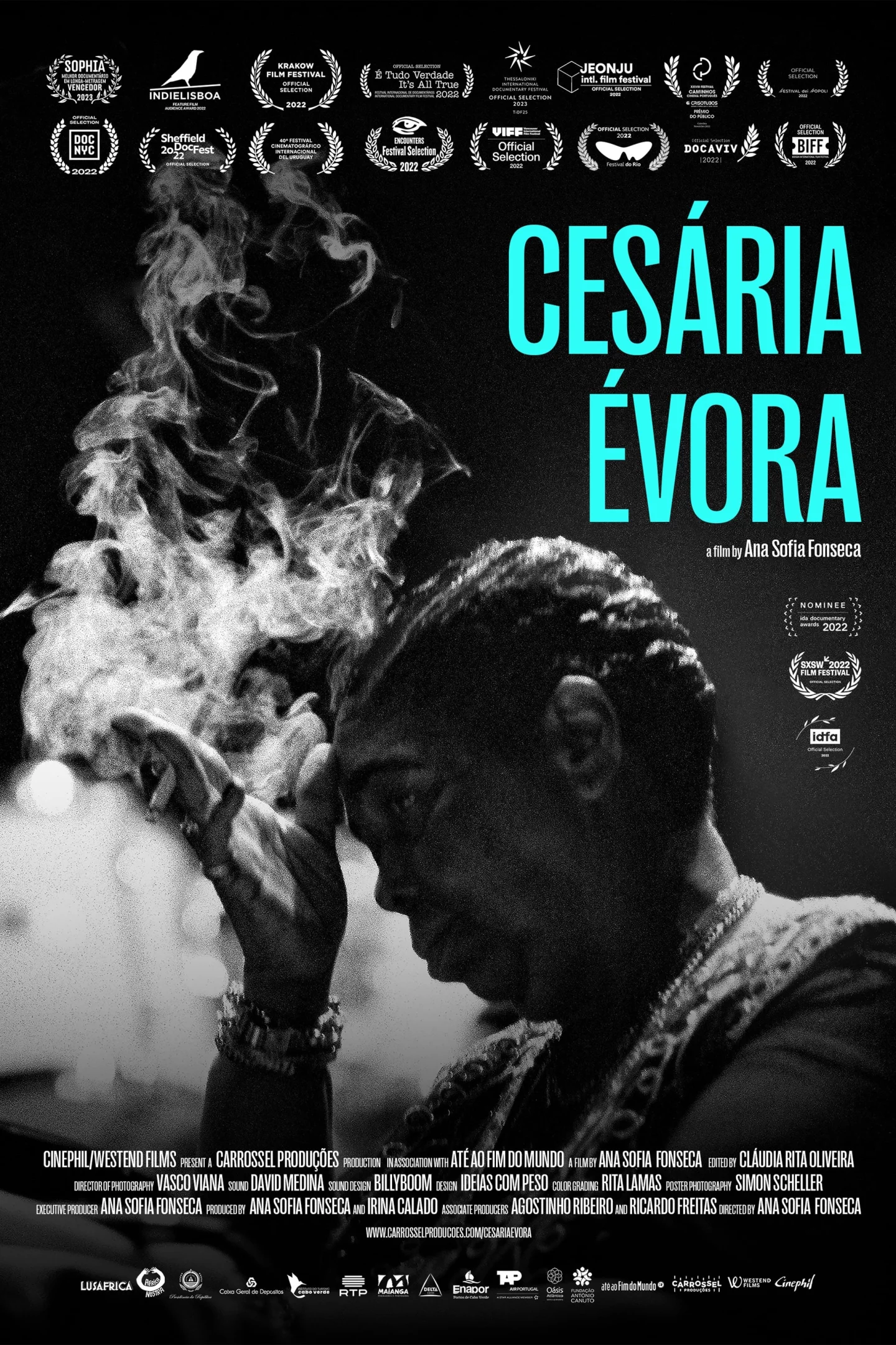 Photo 2 du film : Cesária Évora, la diva aux pieds nus
