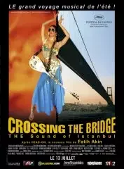 Affiche du film = Crossing the bridge