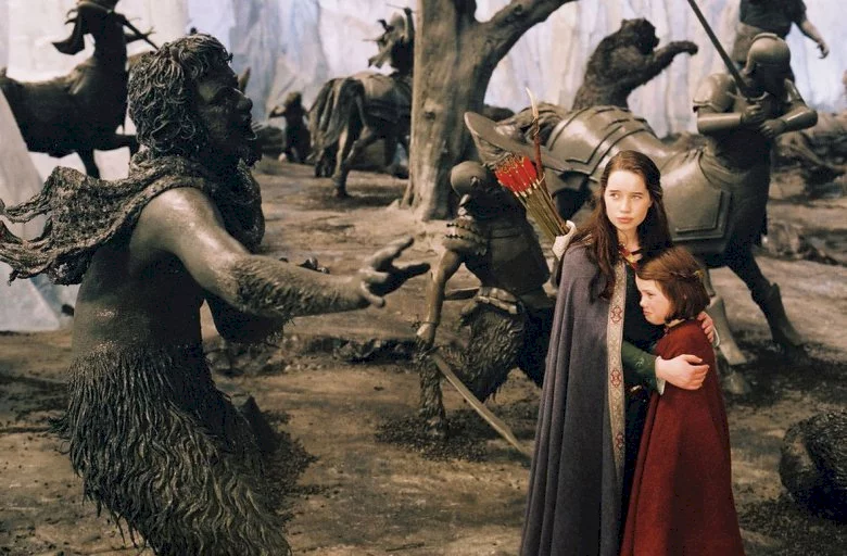 Photo 12 du film : Le Monde de Narnia : chapitre 1 - Le lion, la sorcière blanche et l’armoire magique