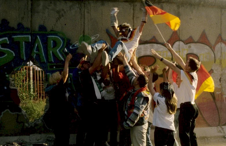 Photo 15 du film : Heimat 3 : le peuple le plus heureux