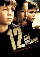 Affiche du film : 12 and holding