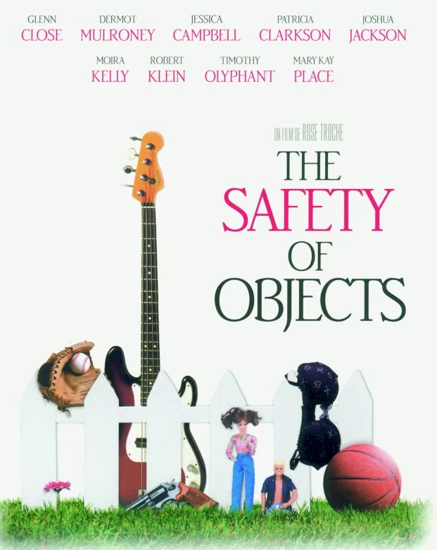 Photo du film : The safety of objects