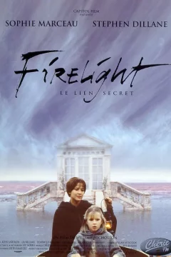 Affiche du film = Firelight (le lien secret)
