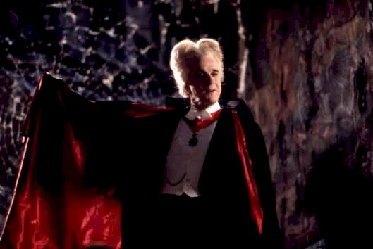 Photo 3 du film : Dracula mort et heureux de l'etre
