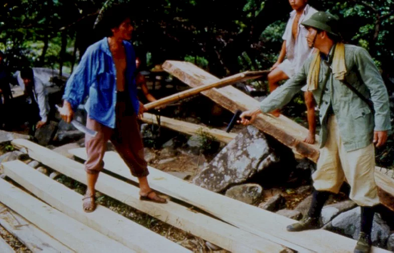 Photo 2 du film : Les coupeurs de bois