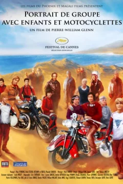 Affiche du film = Portrait de groupe avec enfants et motocyclettes