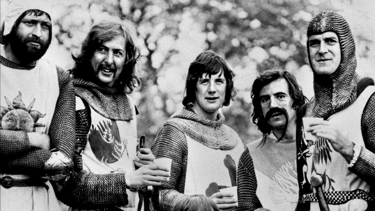 Photo du film : Monty Python, sacré Graal