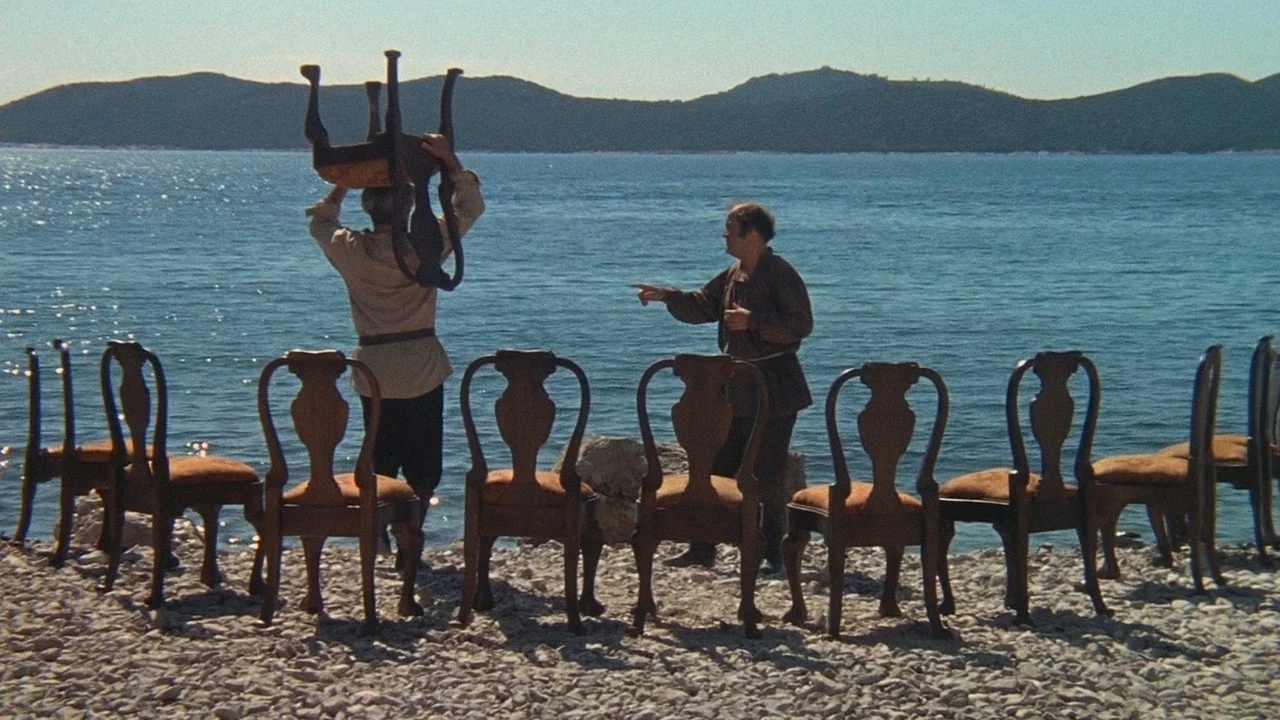 Photo du film : Le mystere des douze chaises