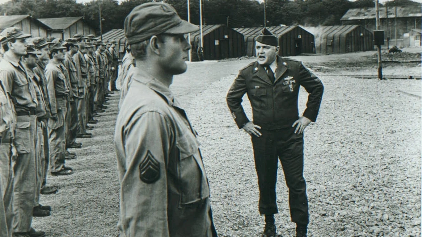 Photo 2 du film : Le sergent