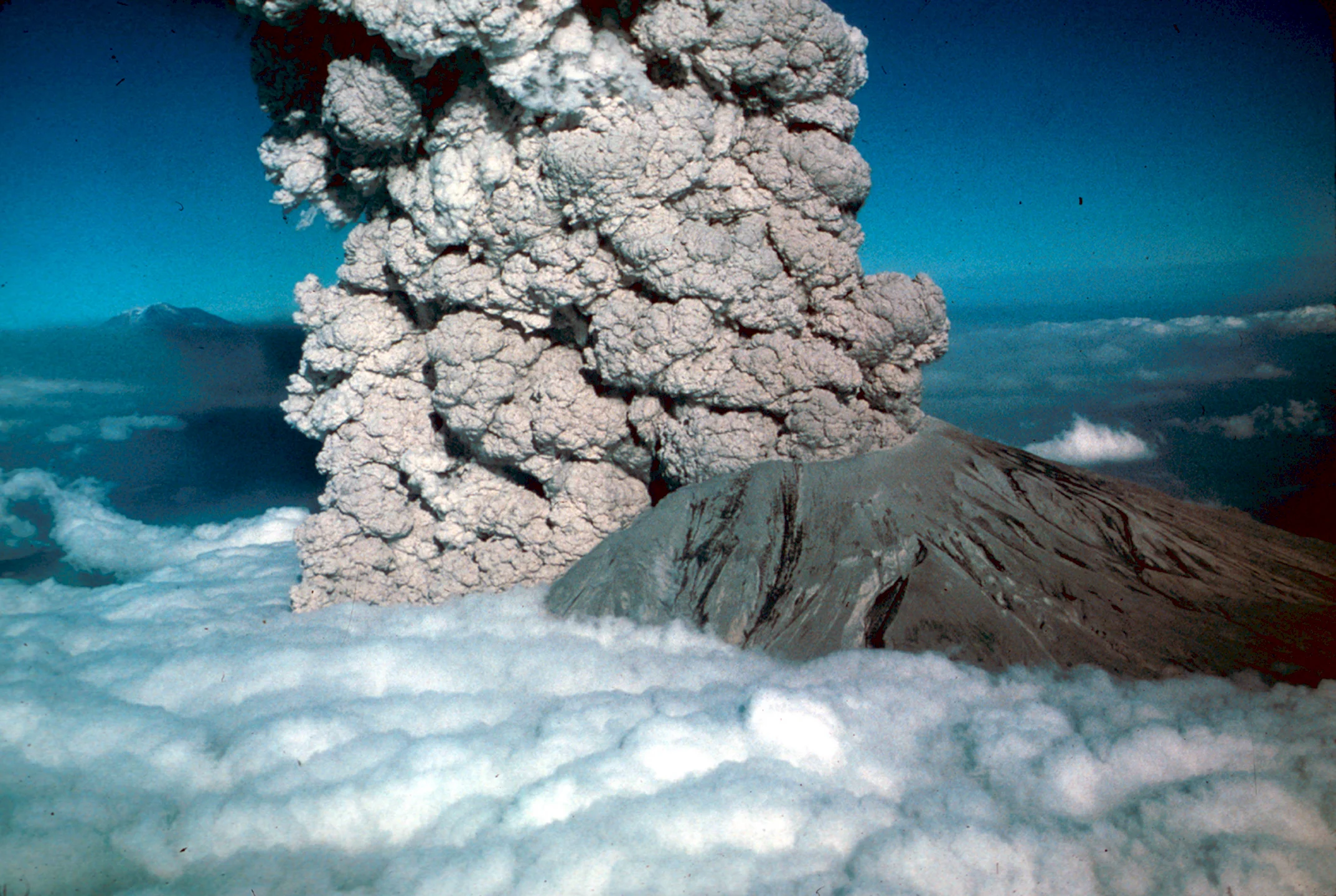 Photo 2 du film : Eruption