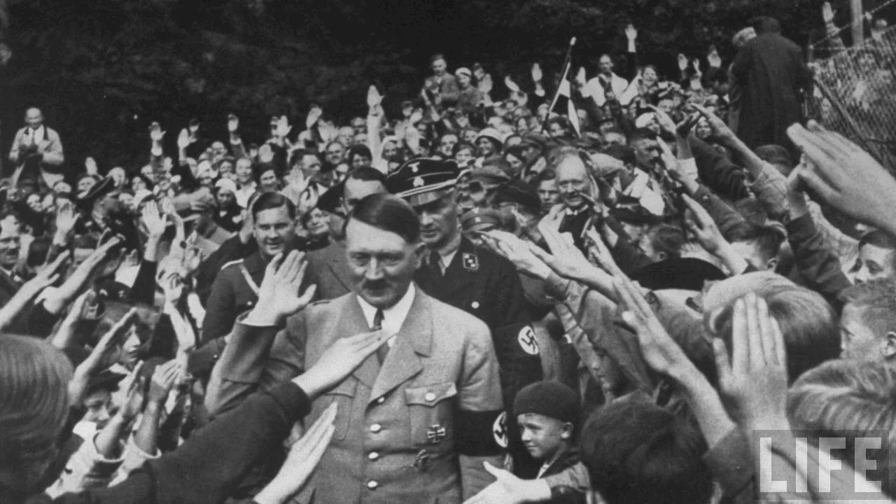Photo 3 du film : Hitler une carriere