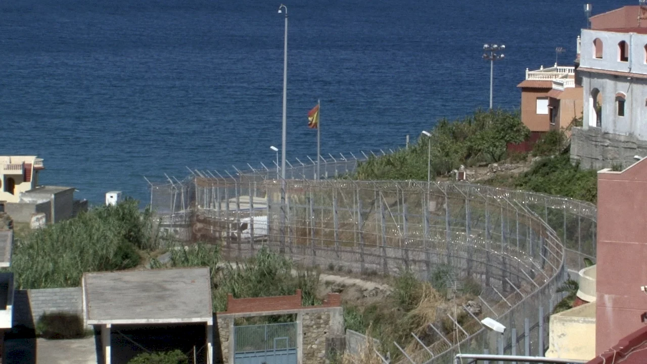 Photo 9 du film : Ceuta, Douce Prison