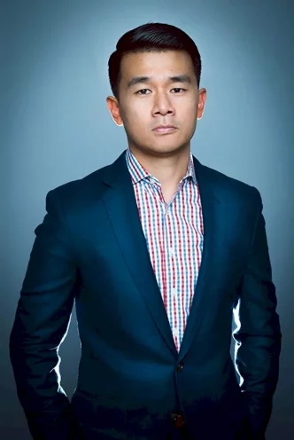  Ronny Chieng photo