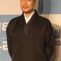  Yoo Jae-myung