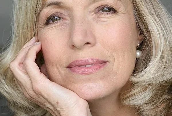 Arielle Sémenoff sa biographie, filmographie, et quelques photos