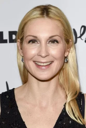  Kelly Rutherford photo