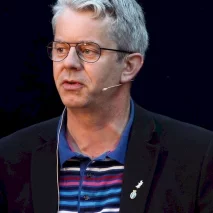 Knut Nærum