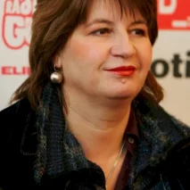  Magda Catone