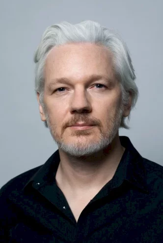  Julian Assange photo