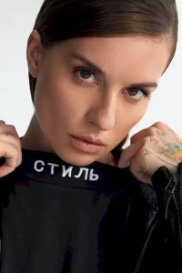  Kseniya Zueva