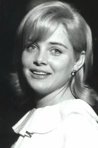Sue Lyon