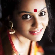  Lakshmi Priyaa