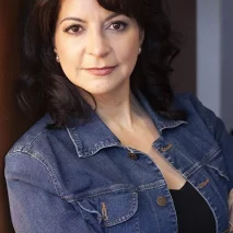  Stephanie Herrera