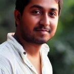 Photo star :  Vineeth Sreenivasan