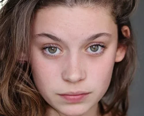 Mara Taquin sa biographie, filmographie, et quelques photos