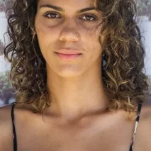 Clébia Souza