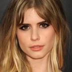 Photo star : Carlson Young