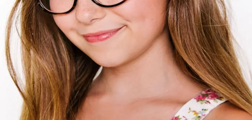 Kensington Tallman : sa biographie, filmographie, et quelques photos