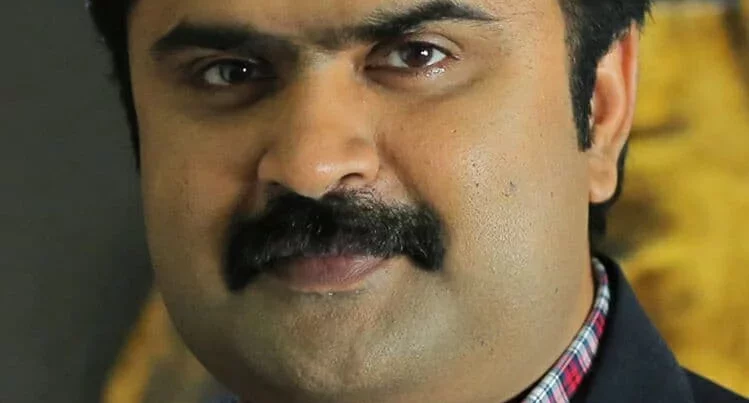 Anoop Menon : sa biographie, filmographie, et quelques photos