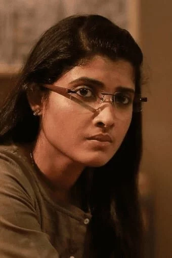 Divya Prabha