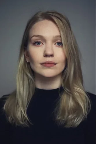  Natalie Mitson photo