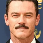 Photo star : Luke Evans