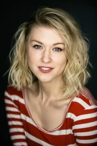  Erika Chase photo