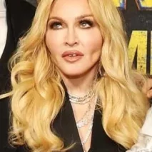  Madonna
