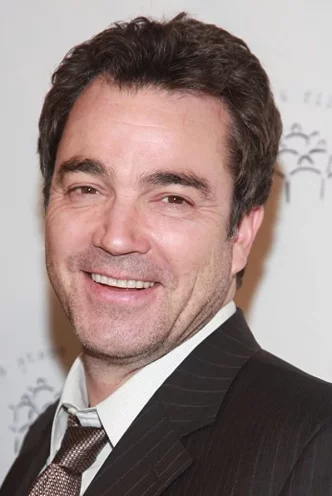 Jon Tenney photo