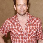 Photo star :  Sean Patrick Flanery
