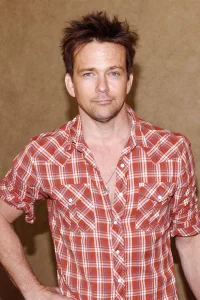  Sean Patrick Flanery