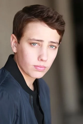  Ryan Lee photo