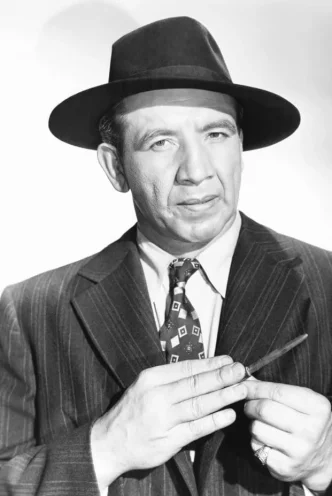Mike Mazurki photo