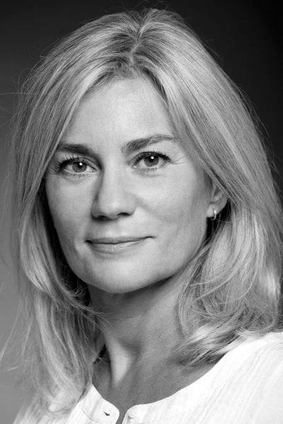  Valerie Gogan