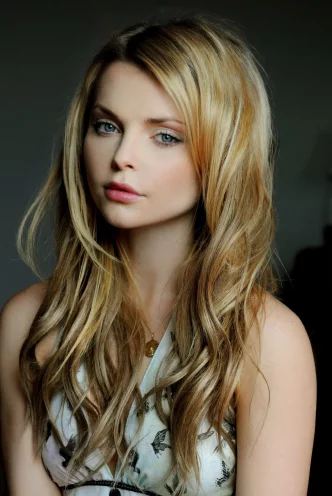 Izabella Miko photo