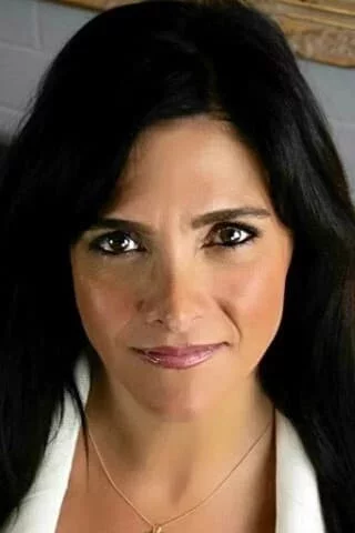  Alison Robertson photo