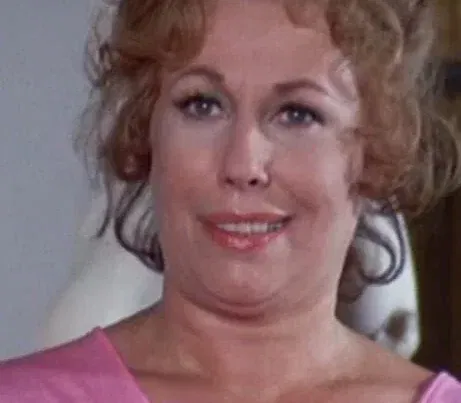 Janet Ward : sa biographie, filmographie, et quelques photos