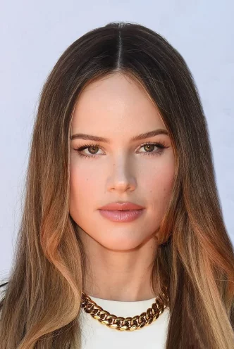 Halston Sage photo